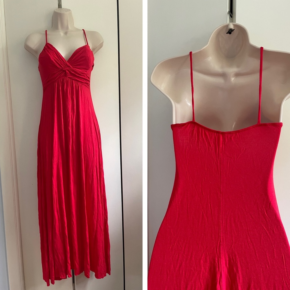 Small Mahina red/pink dress